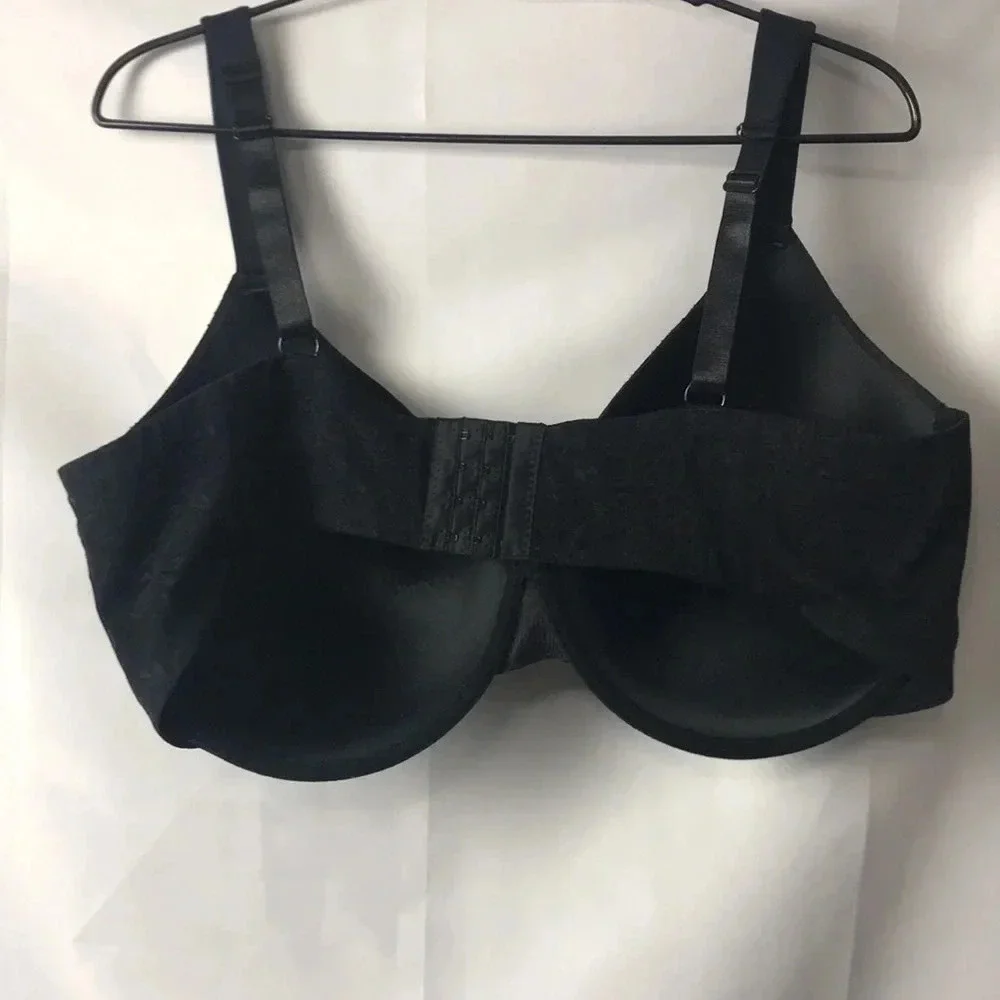 AVENUE  WOMENS SIZE 46DDD BLACK  LACE BRA GOOD CLEAN CONDITION‎